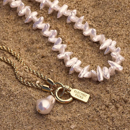 Rope Chain Charmed — Phone Wristlet - US 30136