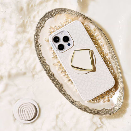 Horchata Fossil — iPhone 14 Plus MagSafe Case - US 63877