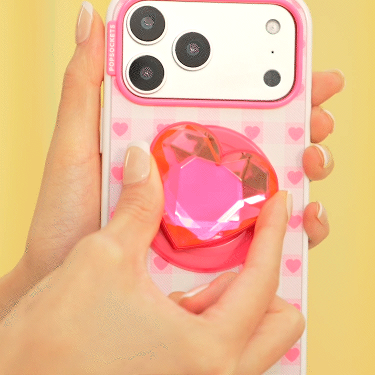 Blush Gingham — iPhone 17 MagSafe Case - US 15605