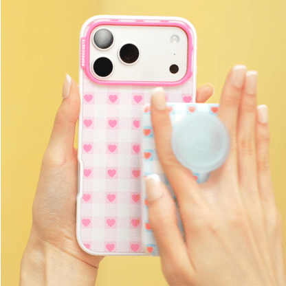 Blush Gingham — iPhone 17 Pro MagSafe Case - US 19870