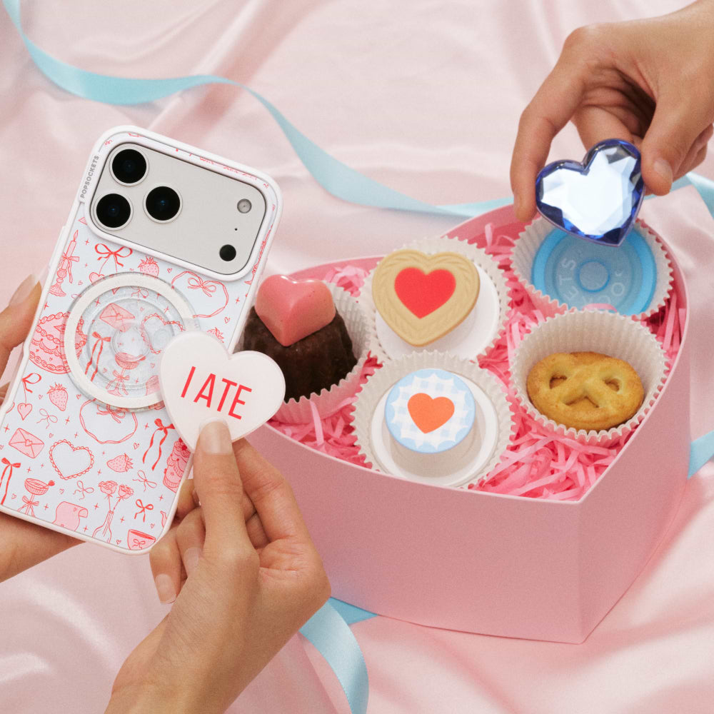 Valentine Doodle — iPhone 14 Plus MagSafe Case - US 76357