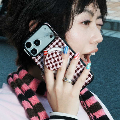 Black Cherry Gingham — iPhone 17 Pro MagSafe Case - US 86867